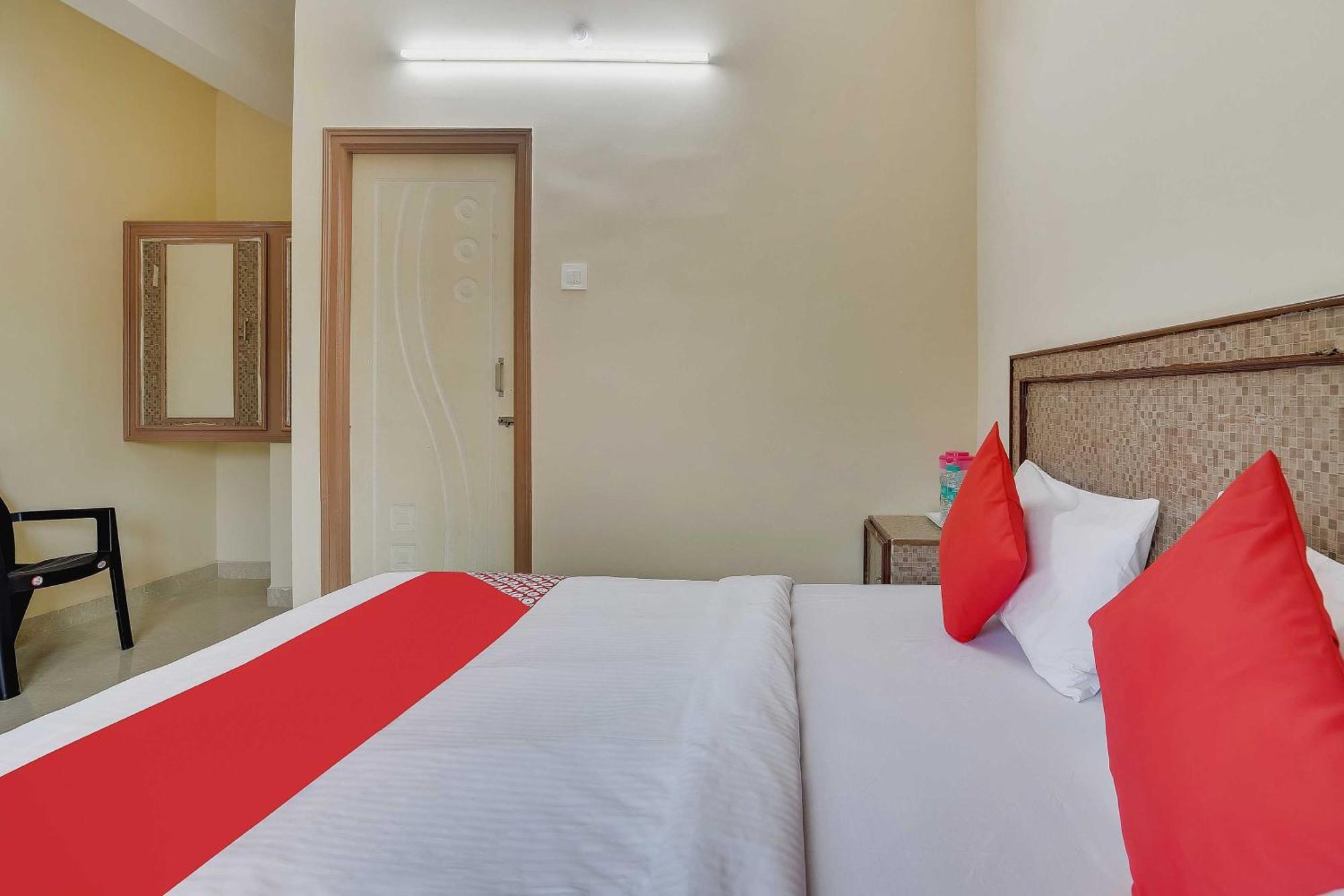 Hotel O Tnr Residency Tirupati Esterno foto